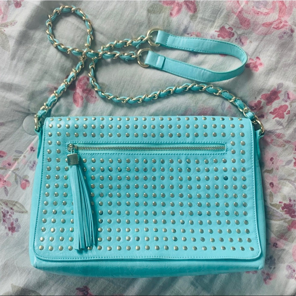 Gianni Bini Crossbody! 💠
